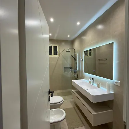 Appartamento Modern Seaside With Sea View Vlorë